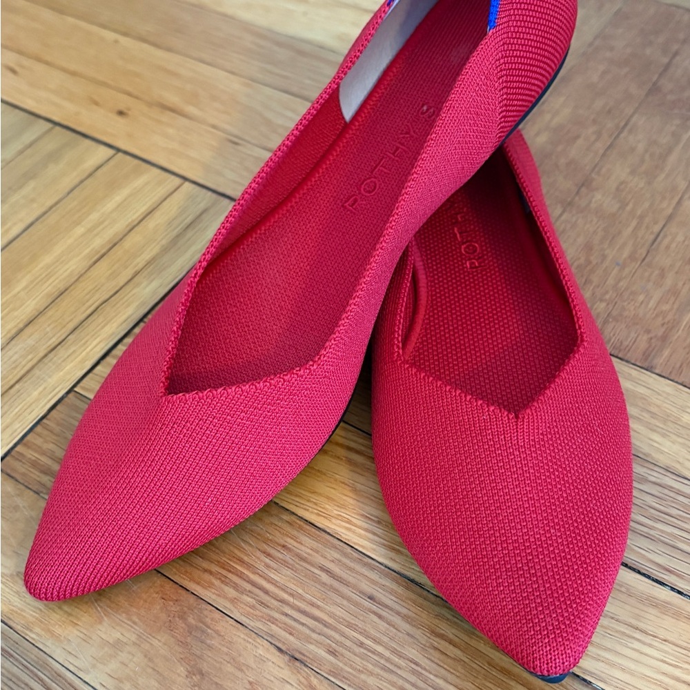 The Pointe II - Lollipop Red